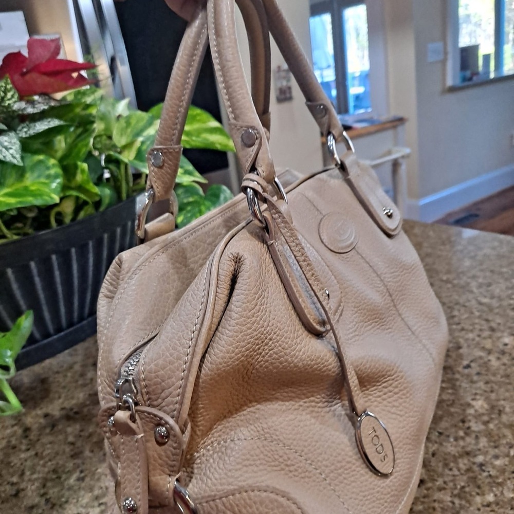 Tod's Tan Leather Satchel - Picture 3 of 11